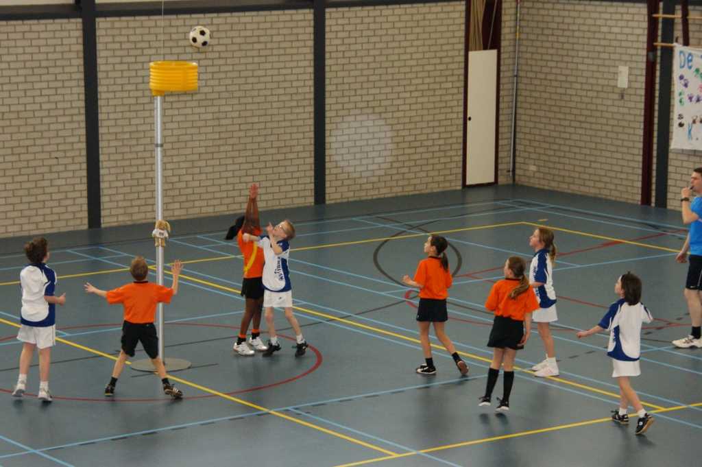 Korfbal E2  13 maart 2010-11.JPG